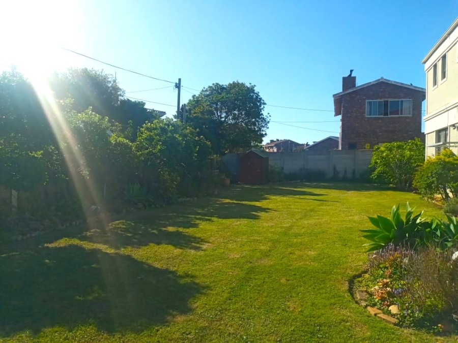 3 Bedroom Property for Sale in C Place Eastern Cape